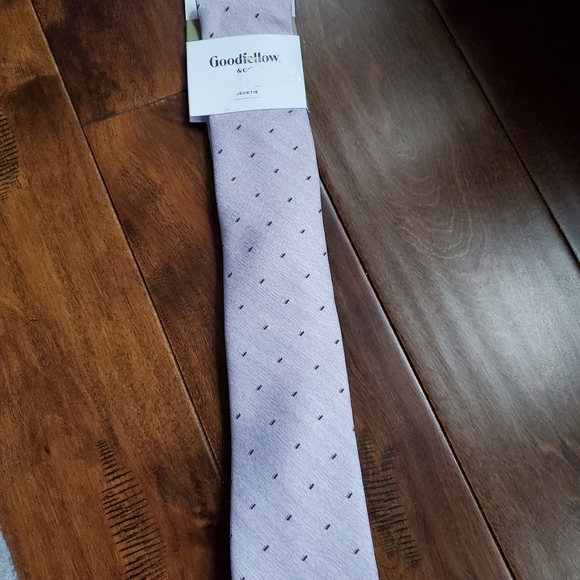 Good fellow and company neck tie in lavender with some blue and yellow ,… - Picture 1 of 4